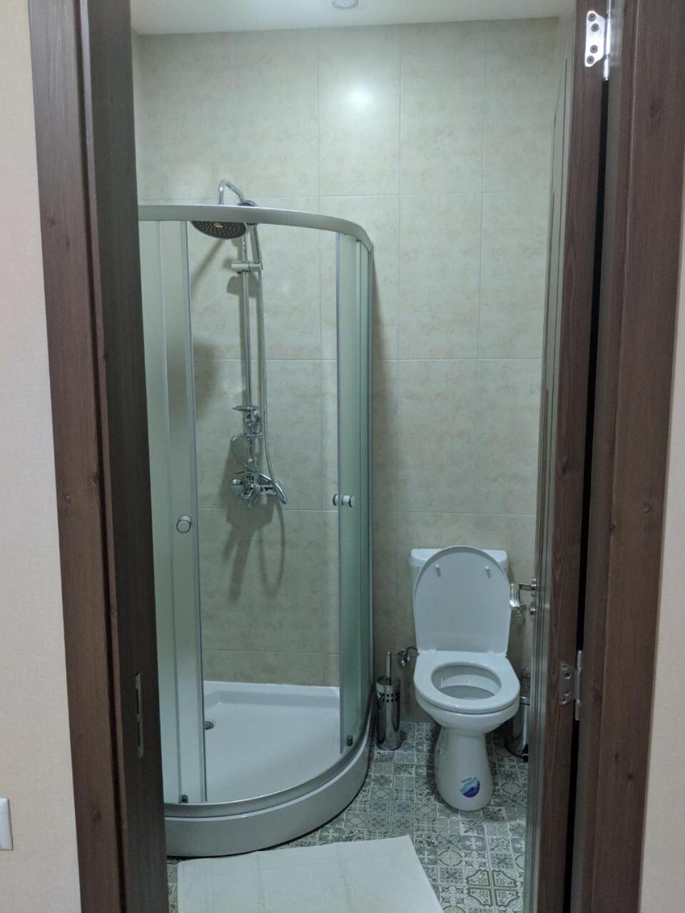 Mtredebi Hotel Samtredia Ngoại thất bức ảnh