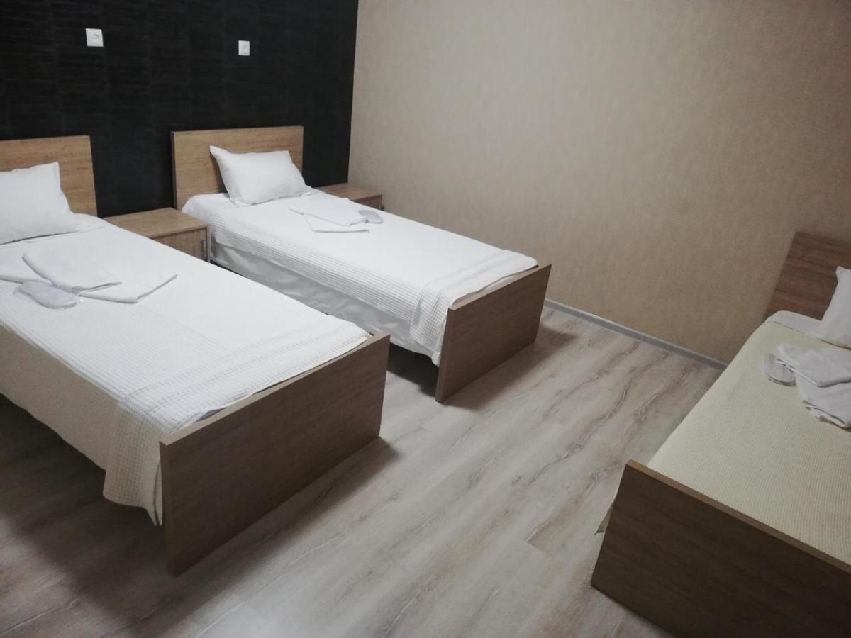 Mtredebi Hotel Samtredia Ngoại thất bức ảnh